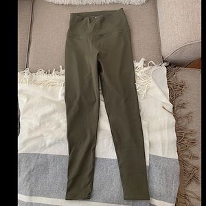 ECHT Force Scrunch Leggings - Olive